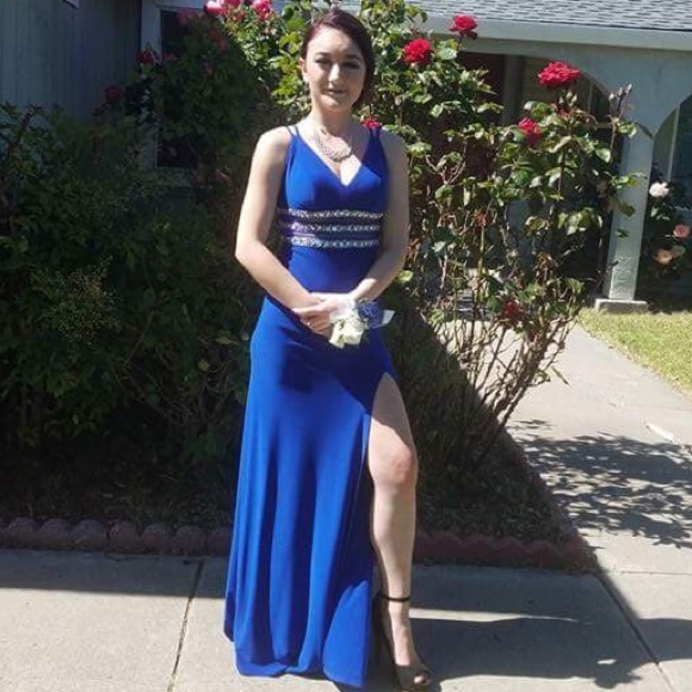 Prom Dress - Picture 2 of 2